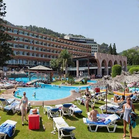 Oceanis 4*