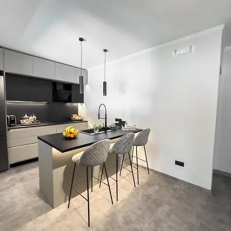 Apartment Ixia Home *