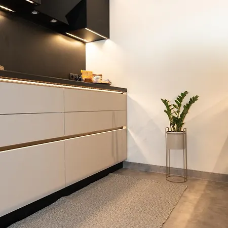 Ixia Home Apartment