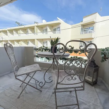 Apartment Ixia Home