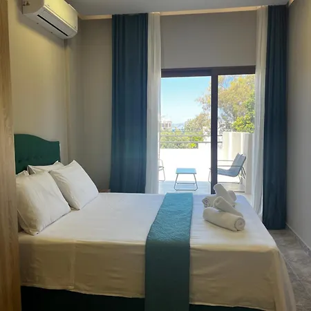 Emerald Apartment *