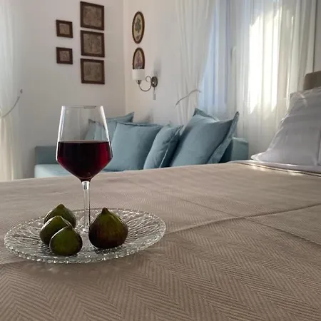 Reginas Apartment