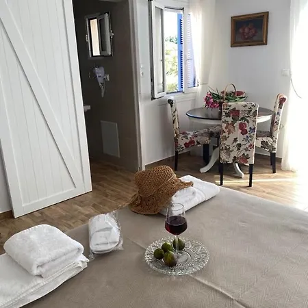 Apartment Reginas Ixia (Rhodes)