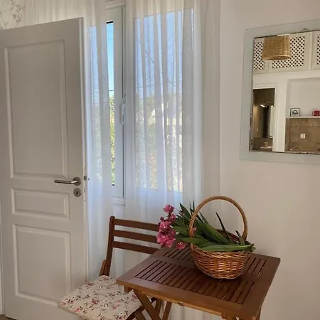 Reginas Apartment *