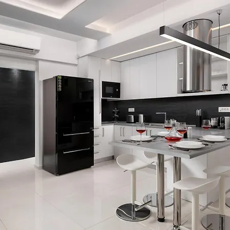 Rhodes Skyline Apartment *