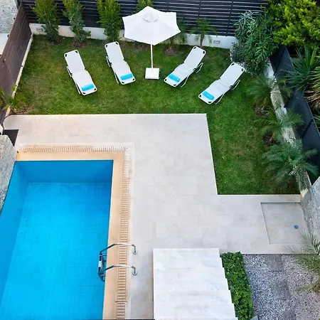 Villa Breeze 1