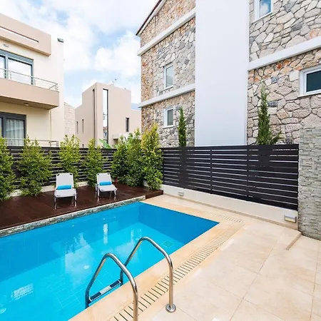 Villa Breeze 2