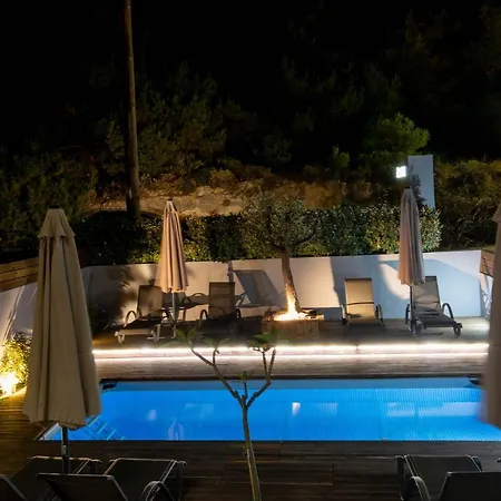 Aparthotel Akalli Luxury 3*