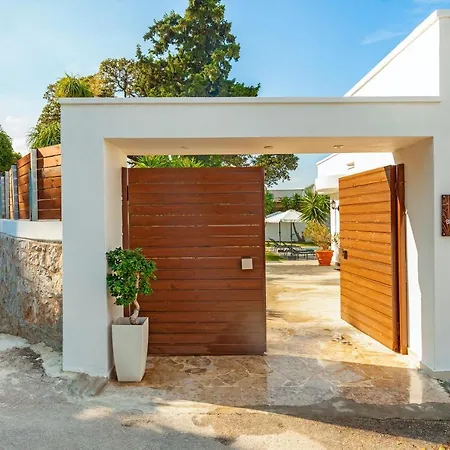 Villa Bella Foresta Ii Ixia (Rhodes)