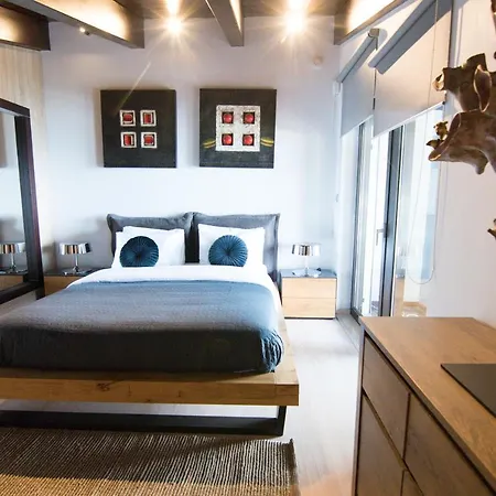 Villa Equinox *