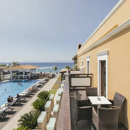 Di Mare Seaside Aparthotel 5*
