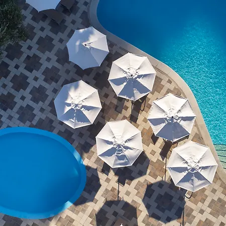 Amus & Ixia (Rhodes)