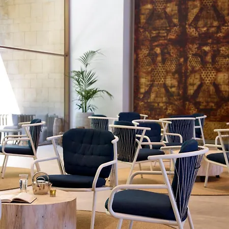 Amus & Hotel 5*