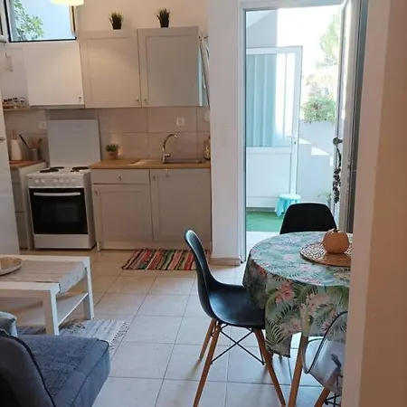 Comfy Cozy Iksia Apartment Ixia (Rhodes)