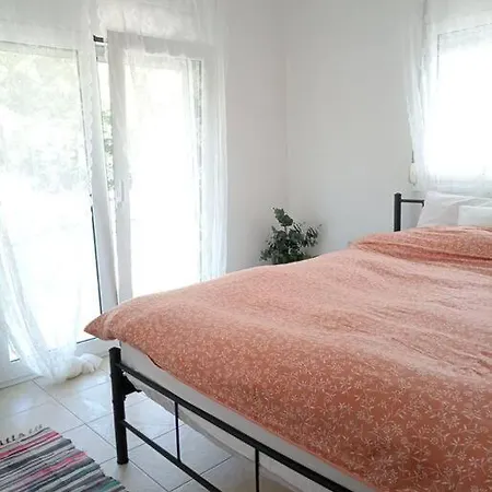 Apartment Sunny Mountain View With Free Parking