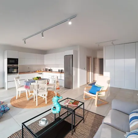 Apartment Aquarama Pool Apts.
