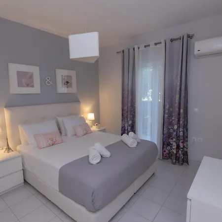 Silver Palm House Ixia, Rhodes Apartment *