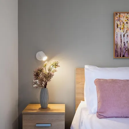 Hermes Getaway Medeia Apartment