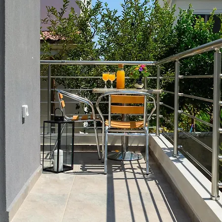 Hermes Getaway Medeia * Ixia (Rhodes)