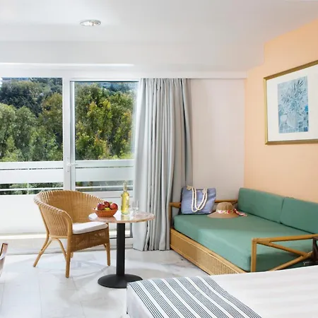 Hotel Dionysos