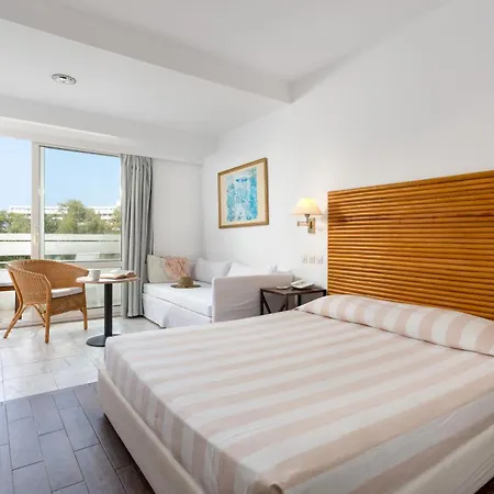 Hotel Dionysos 4*