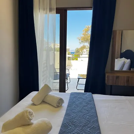 Sapphire Apartment