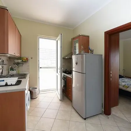 Apartment Nefeli *