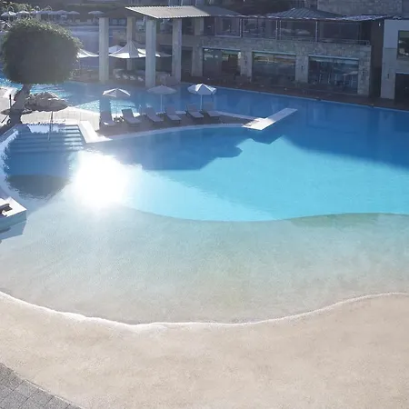 Amus & Hotel Ixia (Rhodes)