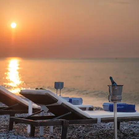 Aparthotel Di Mare Seaside 5*