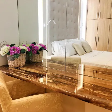 Flyviewflatsgold Privatehottub With Seaview Apartment *