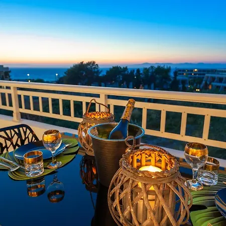 Unique Sea & Sunset Holiday home *