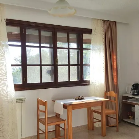Eden Garden Apartment