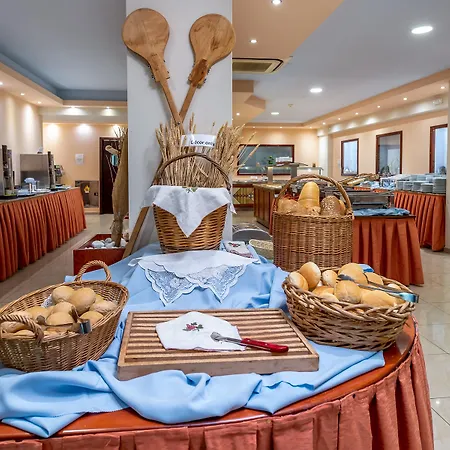 Poseidonia Aparthotel