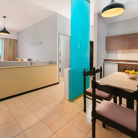 Sunny Days Hotel