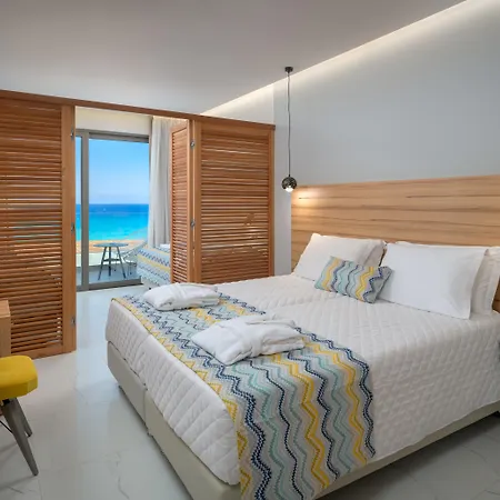 Avra Beach Hotel 4*