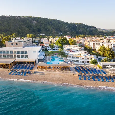 Avra Beach Hotel