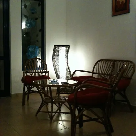 Aparthotel Blue Roses Ixia (Rhodes)