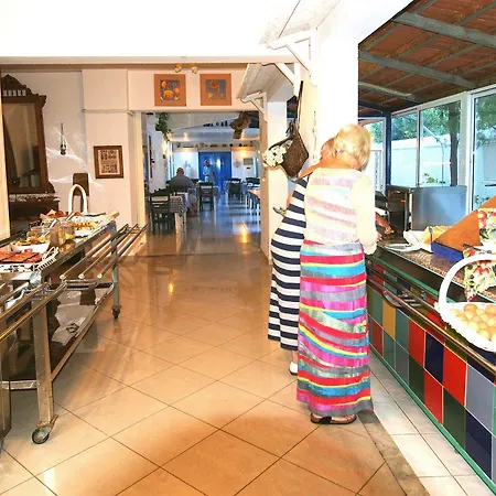 Nathalie 3* Ixia (Rhodes)