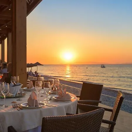 Hotel Avra Beach