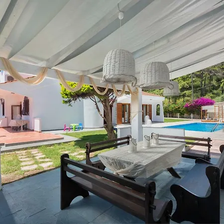 Villa Rhodes